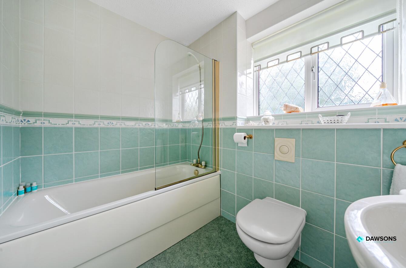 Amberley Drive, Langland, Swansea, SA3 4PJ